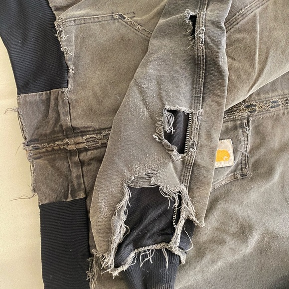 Vintage Thrashed Carhartt Charcoal Hooded Jacket Heavy Wear Extra Distressed - Picture 9 of 15